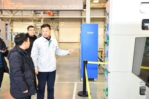 哈爾濱工業(yè)大學(xué)專家團(tuán)隊(duì)來長開廠集團(tuán)走訪交流